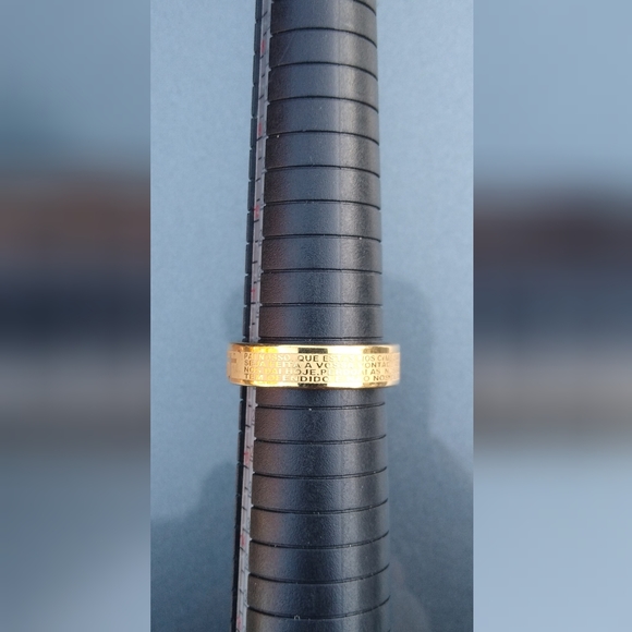 Sale New Stainless steel cross gold ring size 12 - Picture 6 of 8